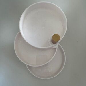 White and Tan Round Three Tier Adjustable Tray